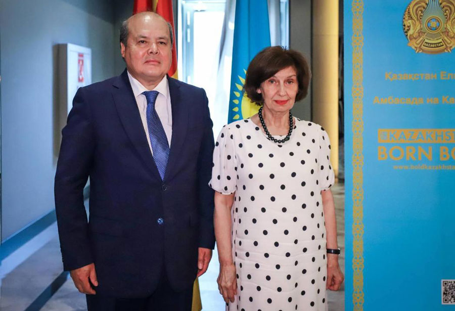 Буршаков: „Македонската страна покажува искрен интерес за продлабочување на соработката со Казахстан.“ | Извор: Кабинет на Претседател Буршаков: „Македонската страна покажува искрен интерес за продлабочување на соработката со Казахстан.“ | Извор: Кабинет на Претседател