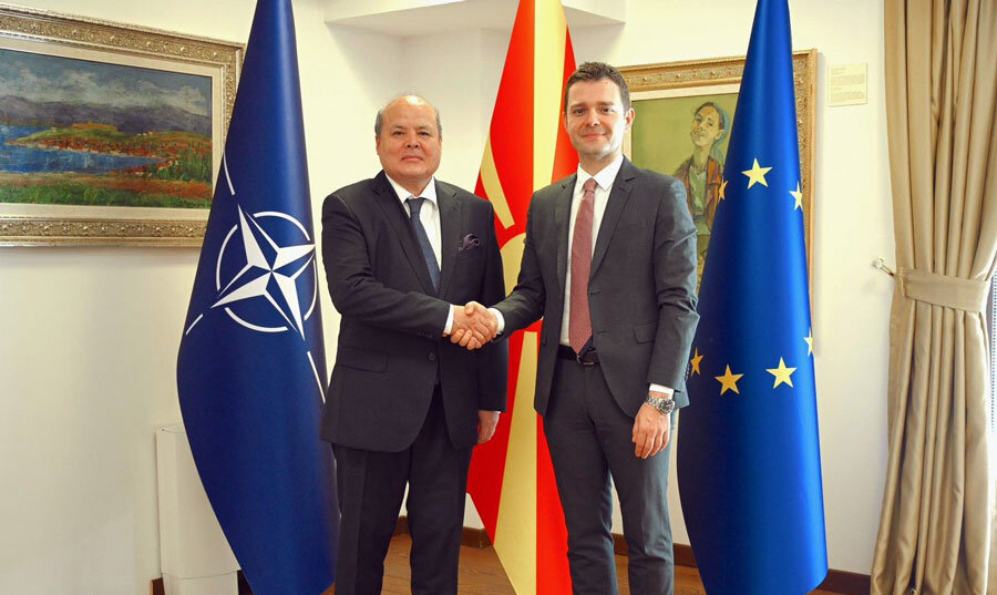 Буршаков: „Нашите пристапи кон надворешната политика се слични - двете земји се залагаат за мирно решавање на конфликти, развој на регионална соработка и мултивекторски пристап.“ | Извор: МНР