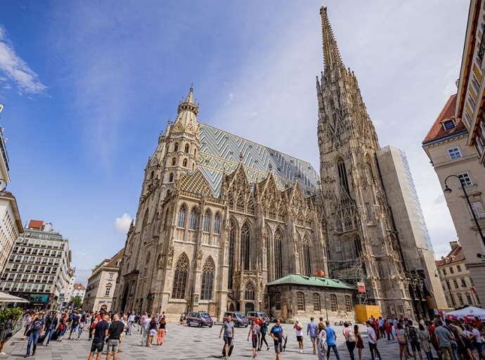 Виена: Секој чекор низ улиците како да е танц „на убавиот син Дунав“