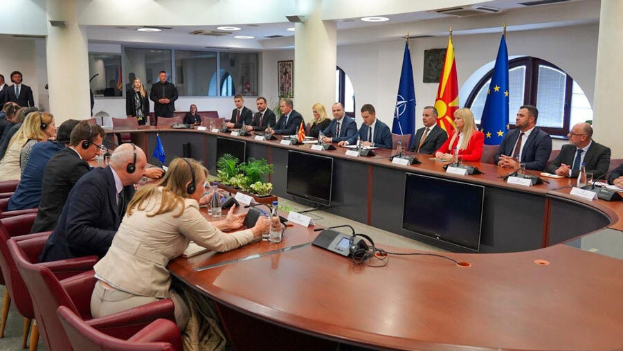 Владата е определена за спроведување на реформите и покрај сите предизвици на патот кон полноправно членство во Европската Унија. | Извор: МНР