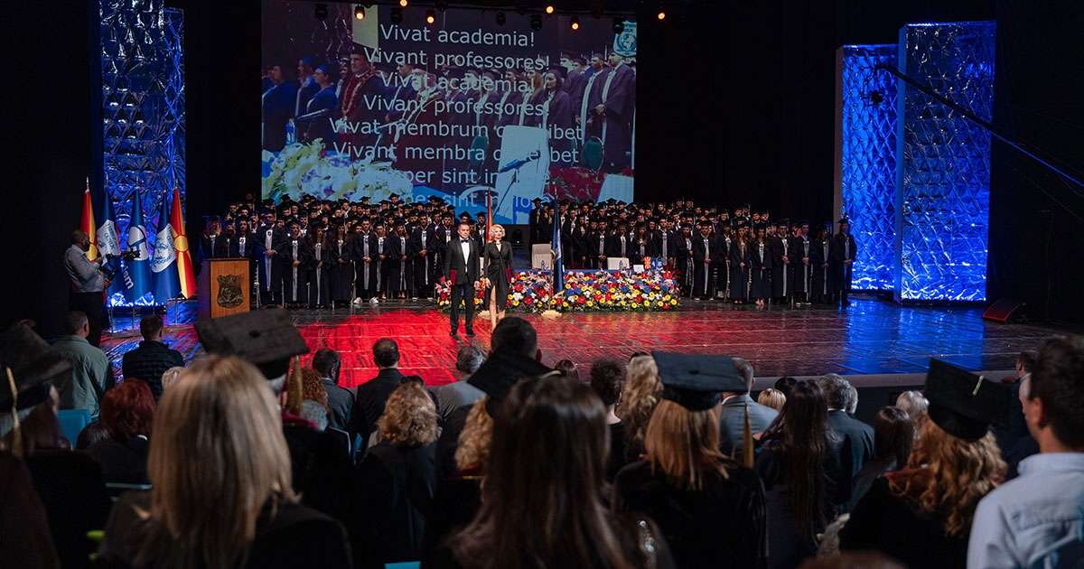 Свечена промоција на дипломци и магистри на Универзитетот Скопје