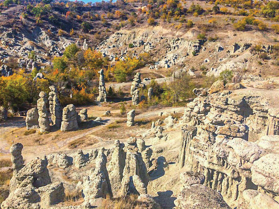 Камените кукли. Камените кукли.