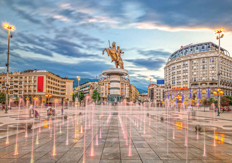 Љутков: „Кога разговарам со странци, секогаш им препорачувам да не ја гледаат Македонија само преку туристичките разгледници туку да си дозволат да ја почувствуваат.“ | Извор: 2021-2025.state.gov