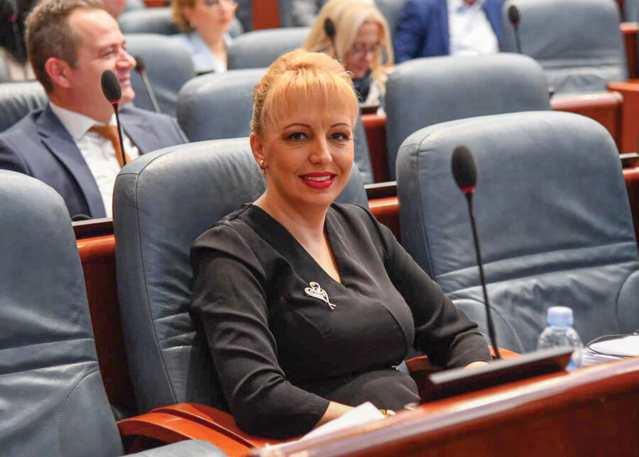 Жаклина Пешевска во македонскиот Парламент.
