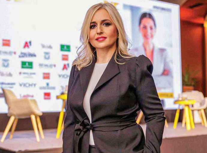 На младите е иднината, но каде се тие во сегашноста?