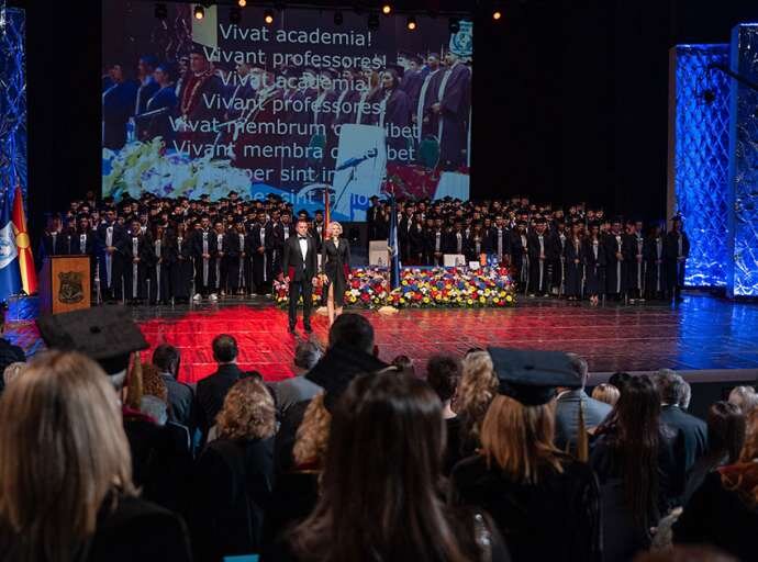 Нова генерација лидери – Свечена промоција на дипломци и магистри на Универзитетот „Скопје“ 