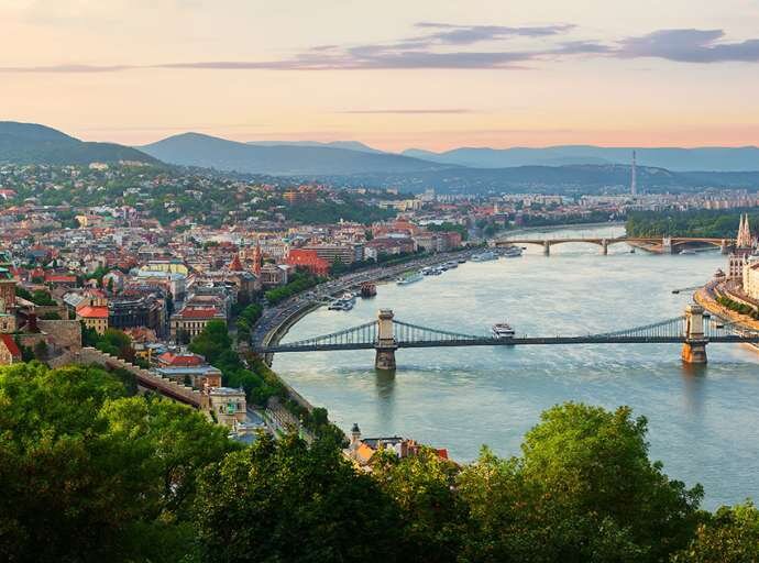 Будимпешта – бисерот на Дунав