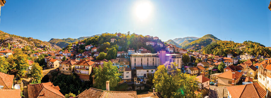 Панорама на Кратово.